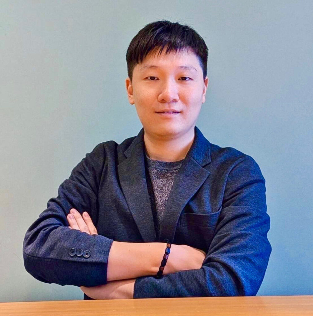 圖1 工研院機械所經理蔡承翰表示,近來靈巧手設計多採功能仿生策略,只保留必要的對掌與彎曲自由度,強調任務導向而非外型導向