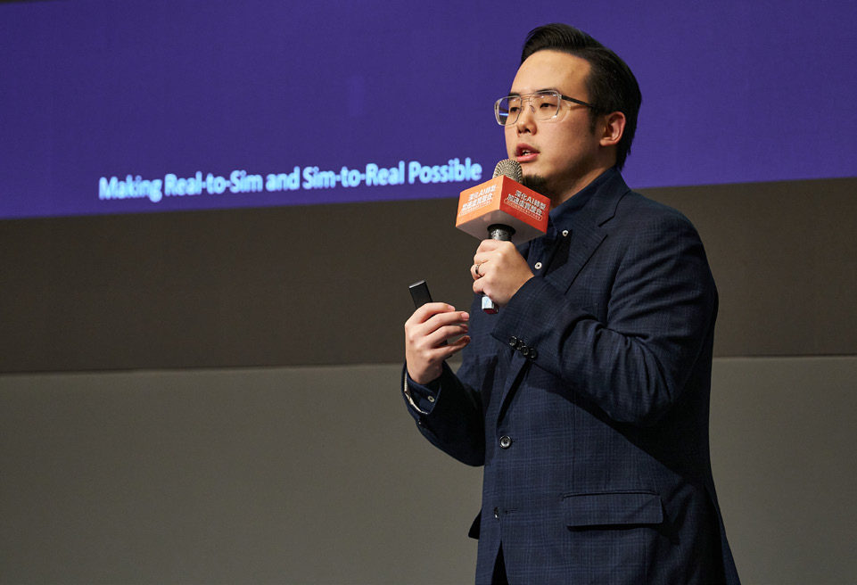 MetAI創辦人暨執行長余泰萬表示，透過AI驅動的數位孿生技術，能建構智慧與靈活兼具的生產模式，加速產業升級