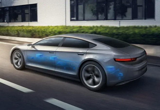 圖1 現代汽車中的網路化電子控制單元(ECUs)與車用電腦